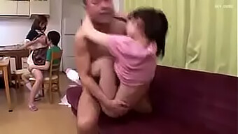 Sensual Japanese Girl In Sitting Position Getting Her Pussy Licked