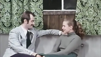 Vintage Svádění: Nejžhavější Retro Sexuální Scény