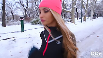 Alyssia Kent'In Azgın Sarışınlarla Vahşi Üçlüsü