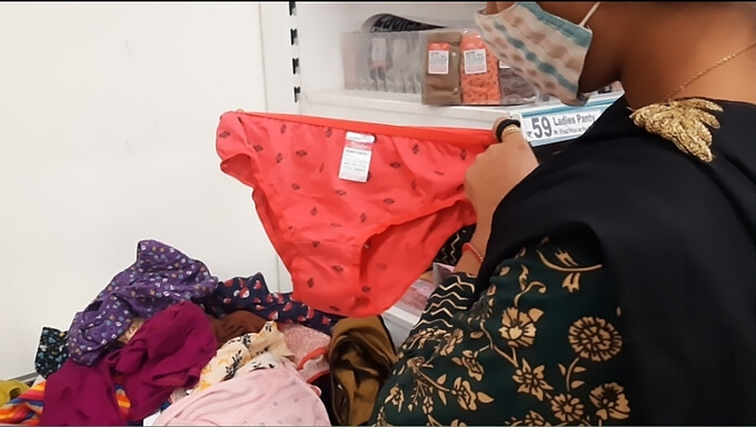 Adolescenta După Școală Primește Sex Anal Dur În Mall