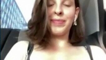 60fp-Video Av Alyssa Boutty'S Sensuella Dans