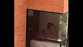 Jovencita Novia Captada En Cámara En Un Apartamento Colombiano