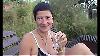 Göğüslü Esmer Christine Ile Pov Deneyimi