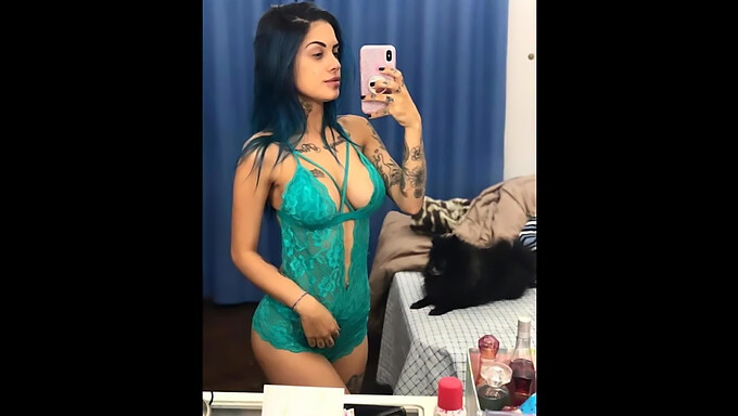 Aproveite A Performance De Tati Zaqui Neste Vídeo Pornô Online